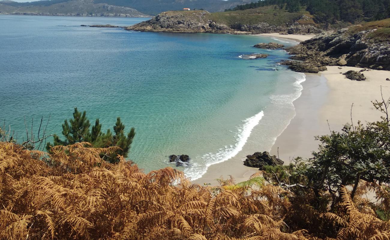 Praia de Rebordelo II'in fotoğrafı beyaz ince kum yüzey ile