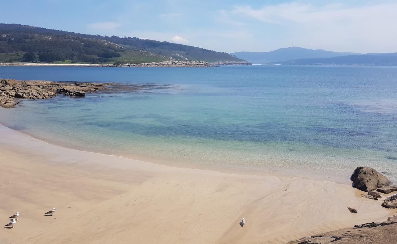 Praia do Osmo II'in fotoğrafı beyaz ince kum yüzey ile