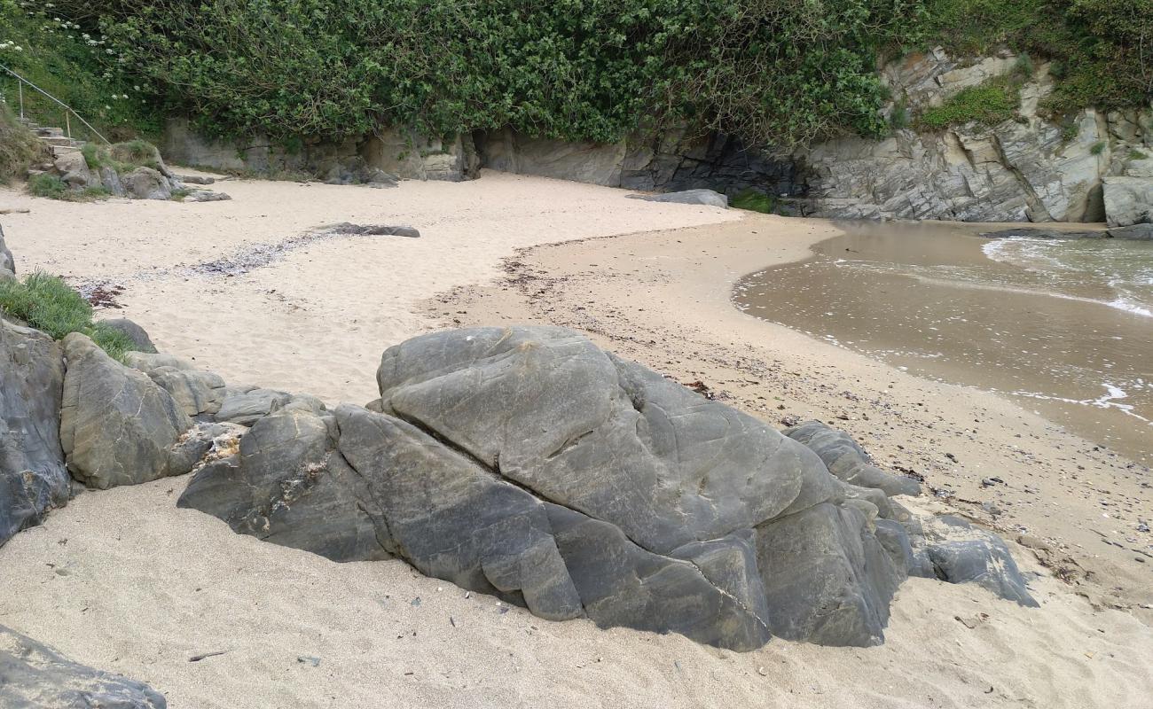 Playa de insua'in fotoğrafı beyaz kum yüzey ile