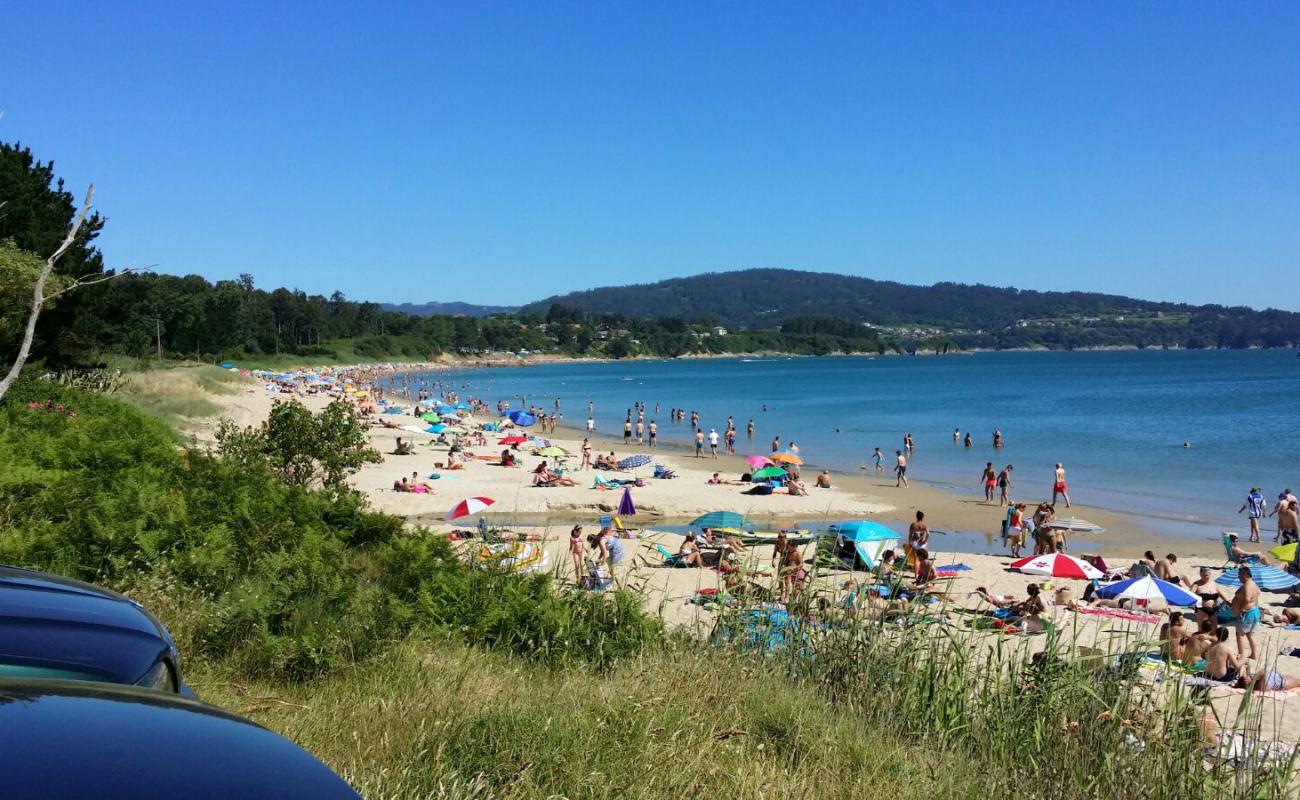 Praia de Seselle'in fotoğrafı beyaz kum yüzey ile