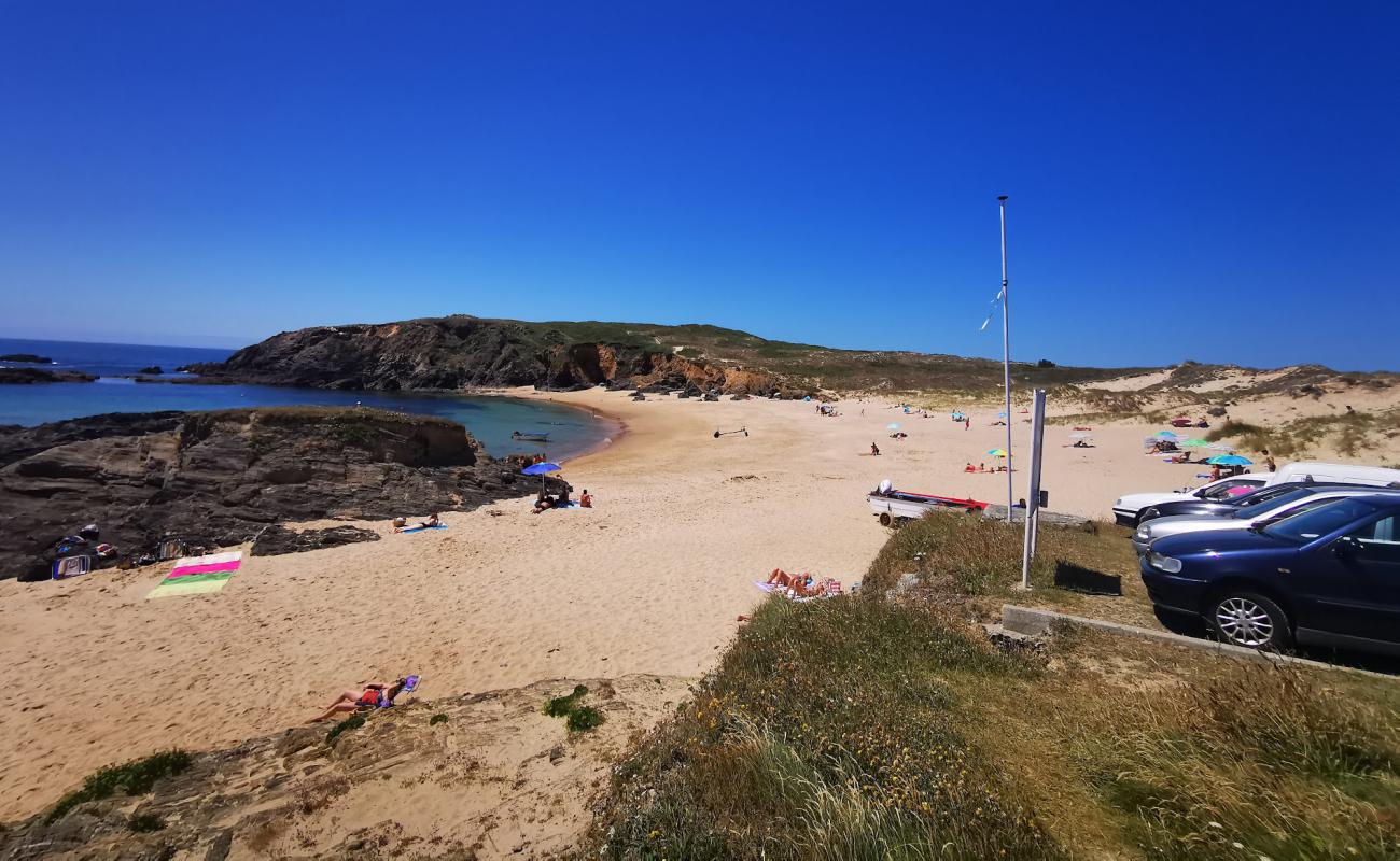 Playa de Los Botes'in fotoğrafı beyaz ince kum yüzey ile