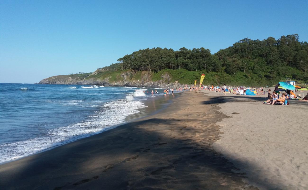 Playa de Otur'in fotoğrafı parlak kum yüzey ile