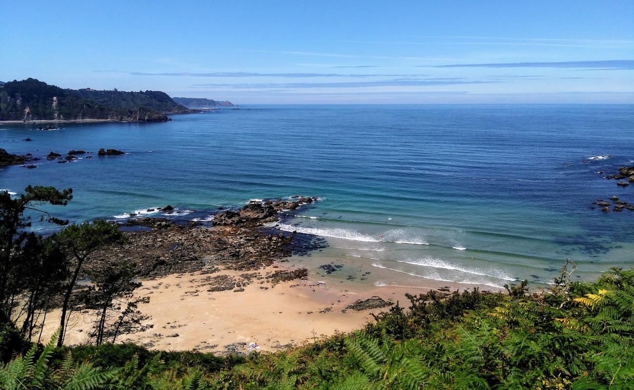 Playas de Xan-Xun'in fotoğrafı çakıl ile kum yüzey ile