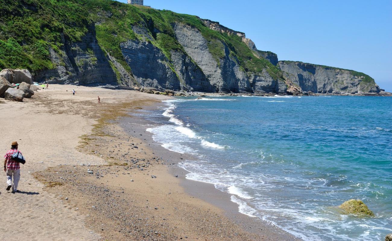 Playa de Serin'in fotoğrafı gri kum ve çakıllar yüzey ile