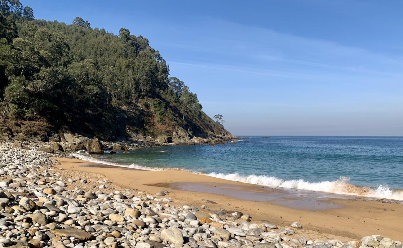 Playa de Meron'in fotoğrafı parlak kum yüzey ile