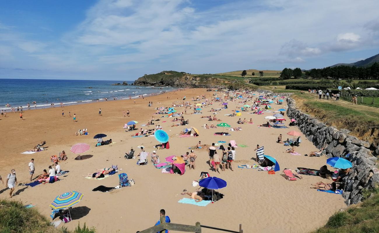 Playa de La Espasa'in fotoğrafı açık bej kum yüzey ile