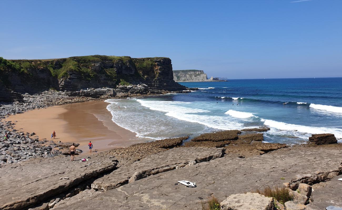 Playa de Arenillas'in fotoğrafı bej kum ve kayalar yüzey ile