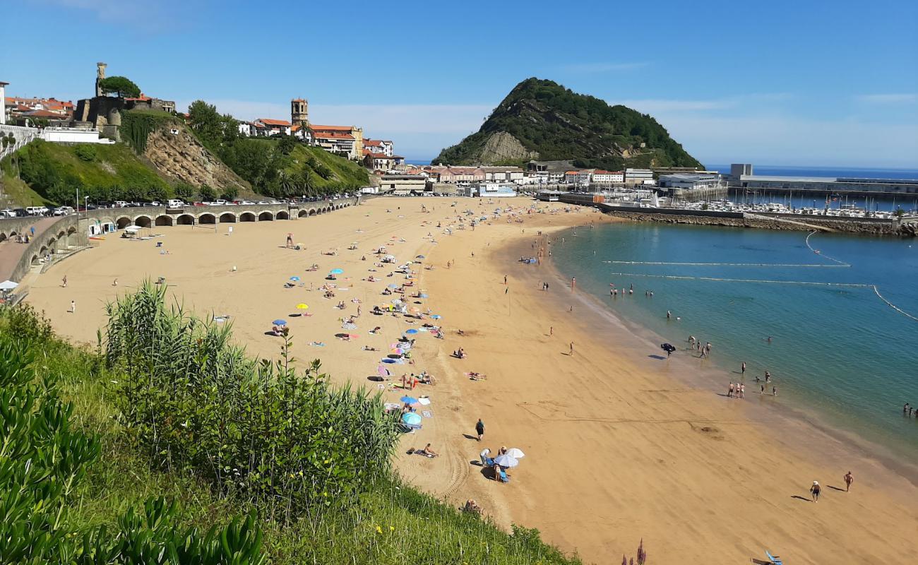 Playa de Malkorbe'in fotoğrafı açık bej kum yüzey ile