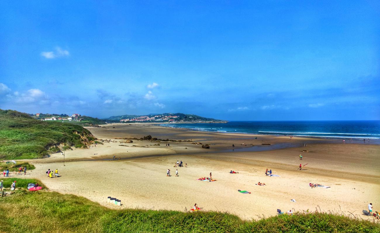 Playa de Meron'in fotoğrafı açık bej kum yüzey ile