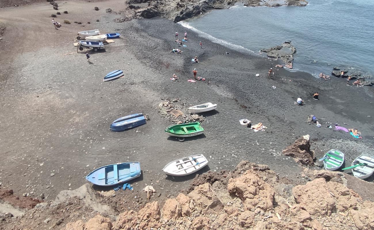 Playa El Complejo'in fotoğrafı bej kum ve kayalar yüzey ile