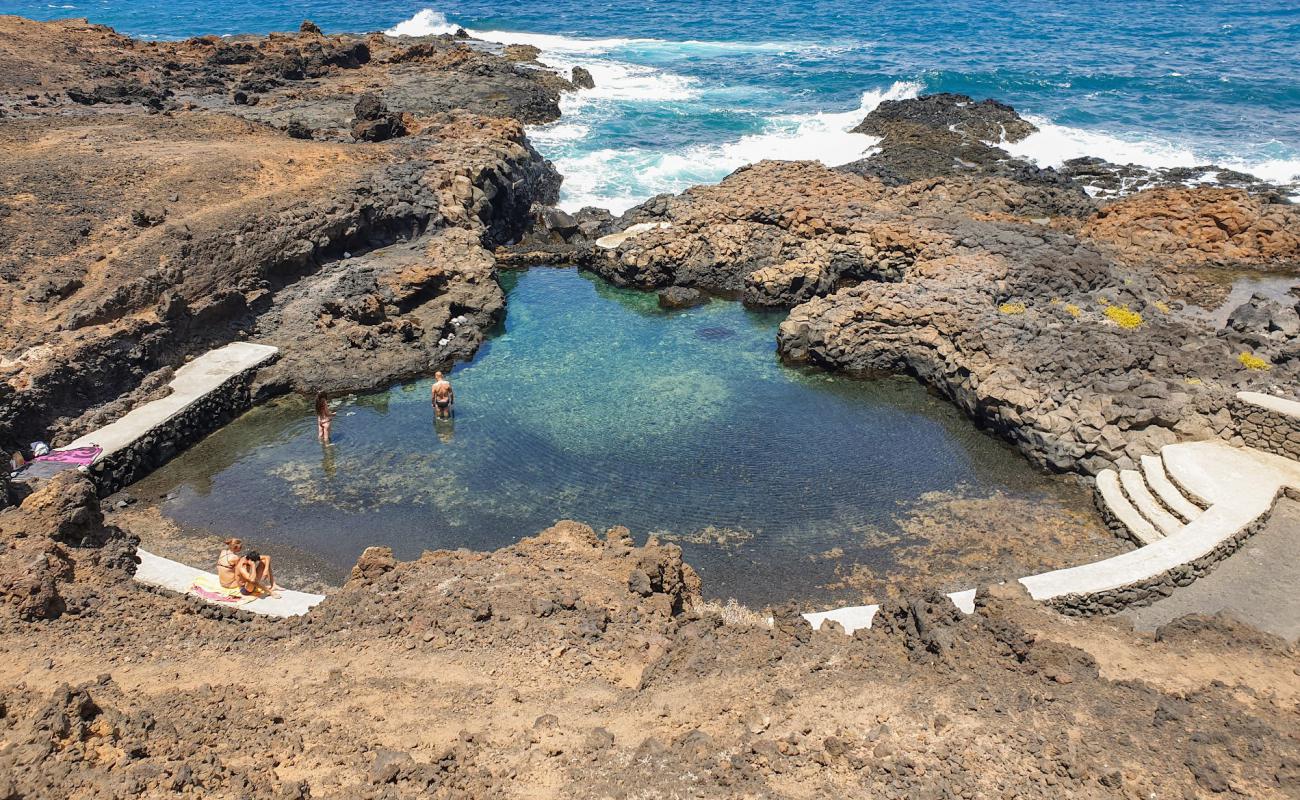 Playa Vaya Querida'in fotoğrafı gri kum ve çakıl yüzey ile