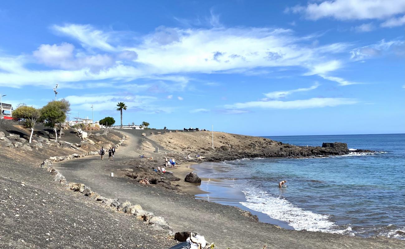 Playa El Barranquillo'in fotoğrafı açık bej kum yüzey ile