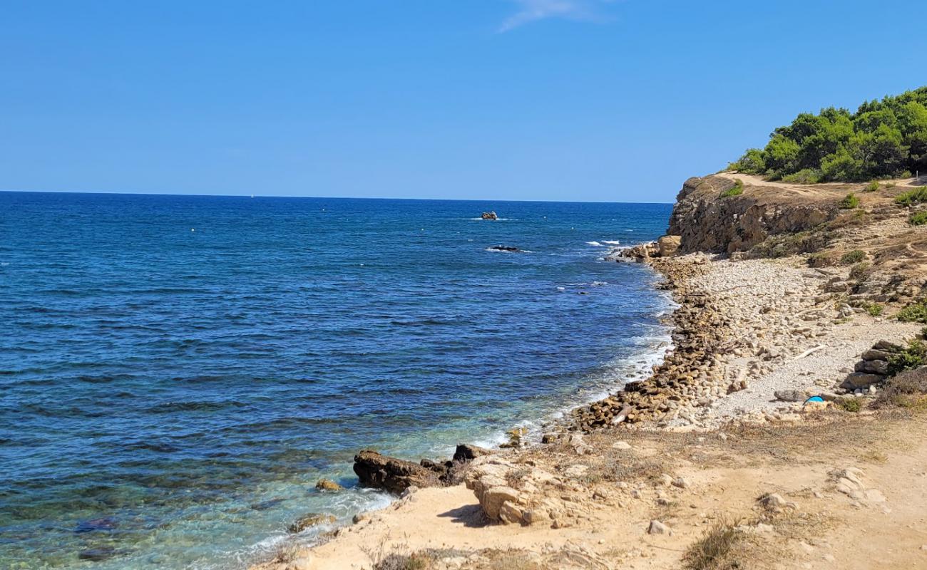 Platja del Bol Roig'in fotoğrafı kayalık arazi yüzey ile
