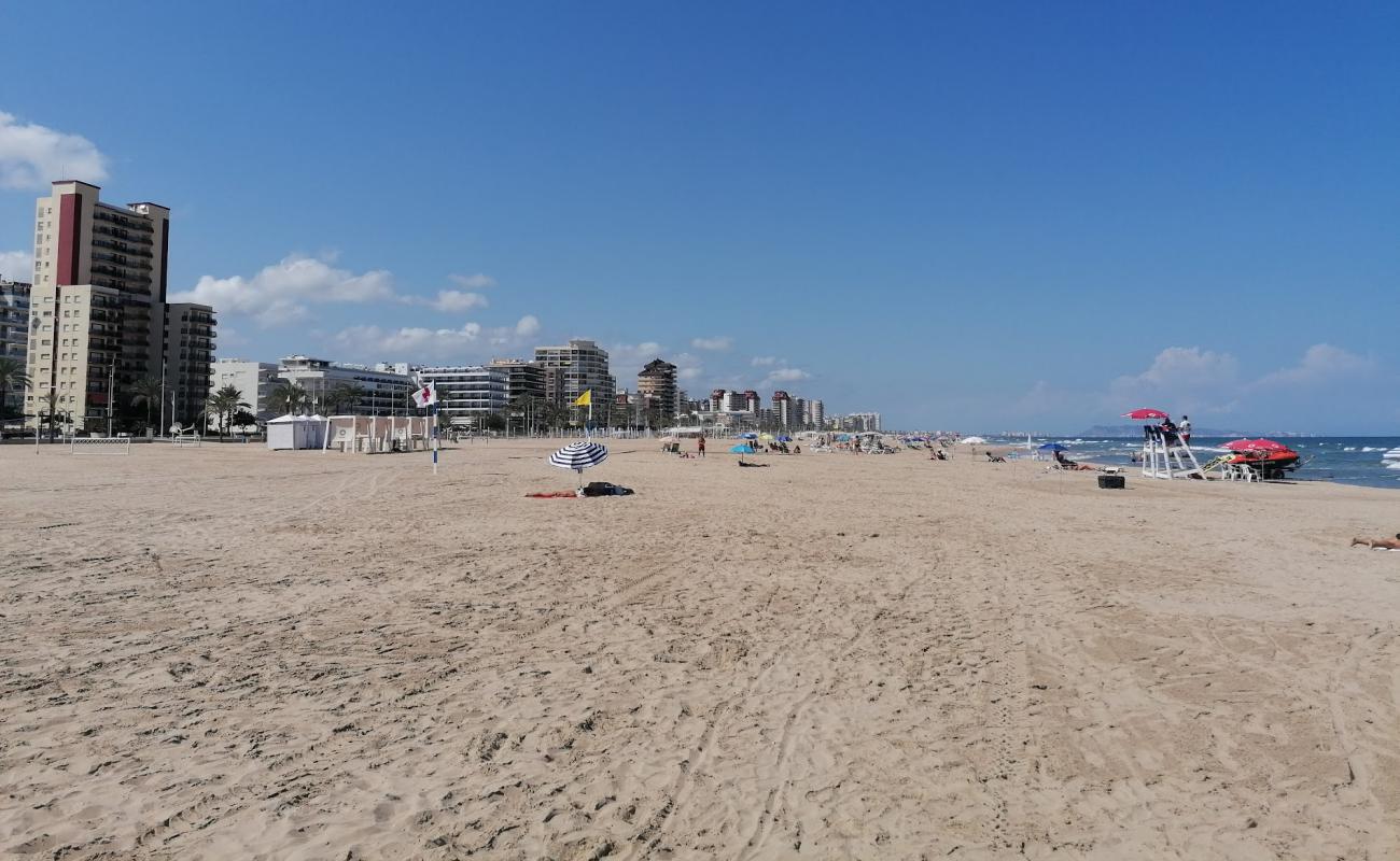 Playa de San Antonio'in fotoğrafı açık bej kum yüzey ile