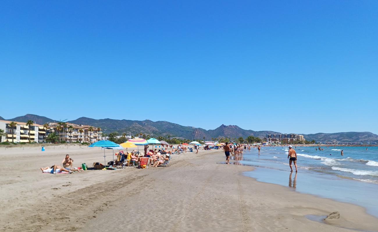 Platja del Serradal'in fotoğrafı açık bej kum yüzey ile