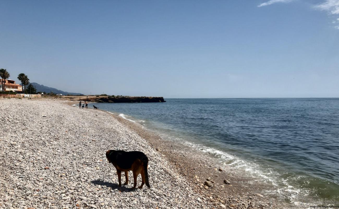 Punta de los Cosis'in fotoğrafı gri çakıl taşı yüzey ile