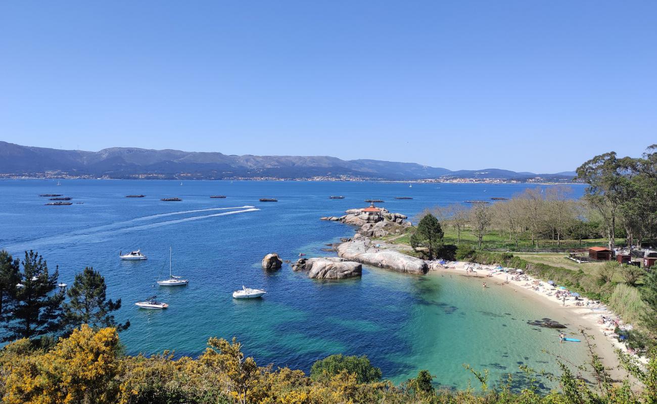 Praia O Faro'in fotoğrafı parlak kum yüzey ile