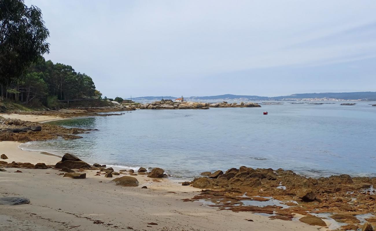 Praia do Naso'in fotoğrafı parlak kum yüzey ile