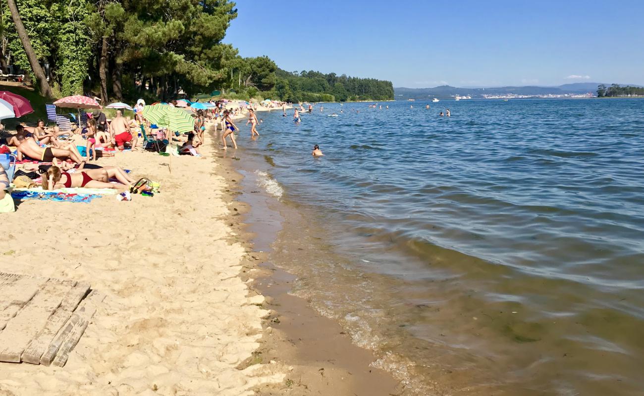 Praia de Manons'in fotoğrafı parlak kum yüzey ile