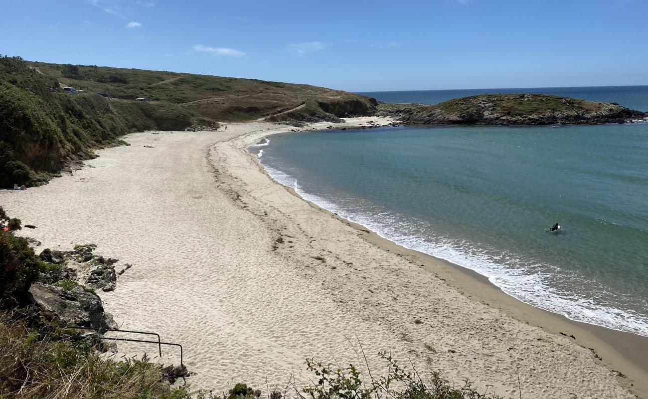 Praia de Lires'in fotoğrafı parlak kum yüzey ile