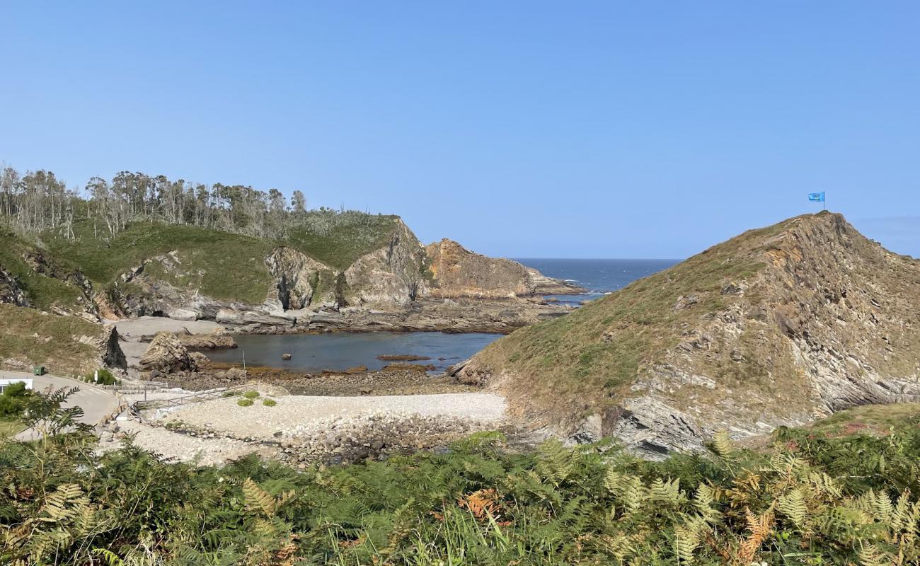 Playa Permenande'in fotoğrafı kayalık arazi yüzey ile