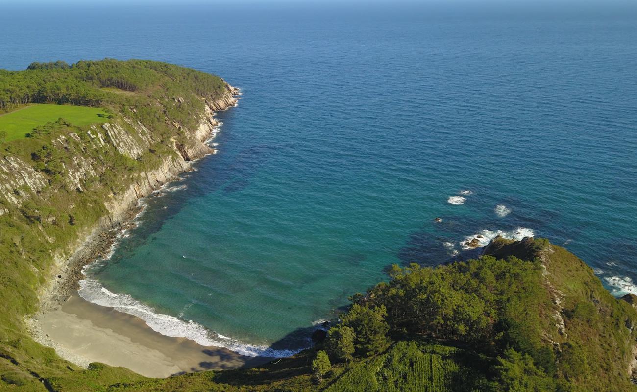 Playa de Sabugo'in fotoğrafı gri kum yüzey ile