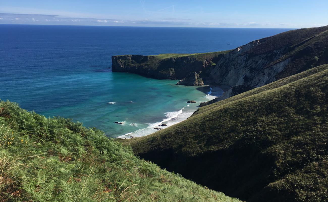 Playa el Vivero'in fotoğrafı parlak kum ve kayalar yüzey ile