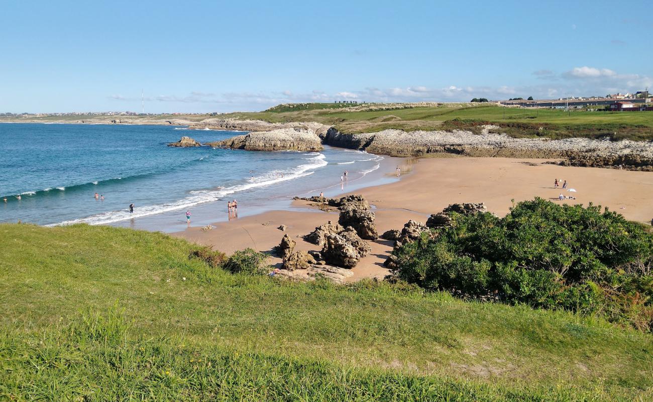 Playa Virgen del Mar'in fotoğrafı açık bej kum yüzey ile