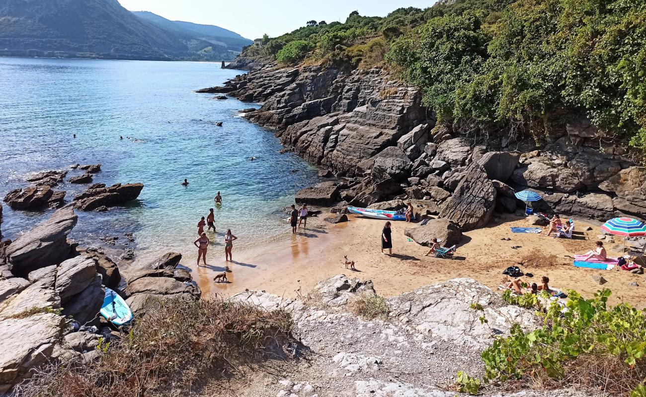 Cala Sonabia'in fotoğrafı taşlı kum yüzey ile