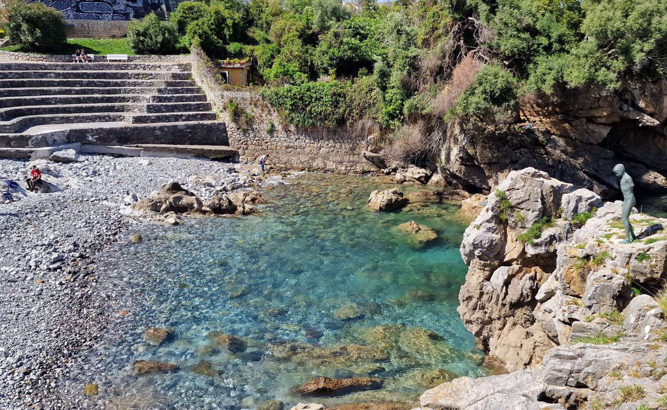 Playa El Pedregal'in fotoğrafı gri çakıl taşı yüzey ile