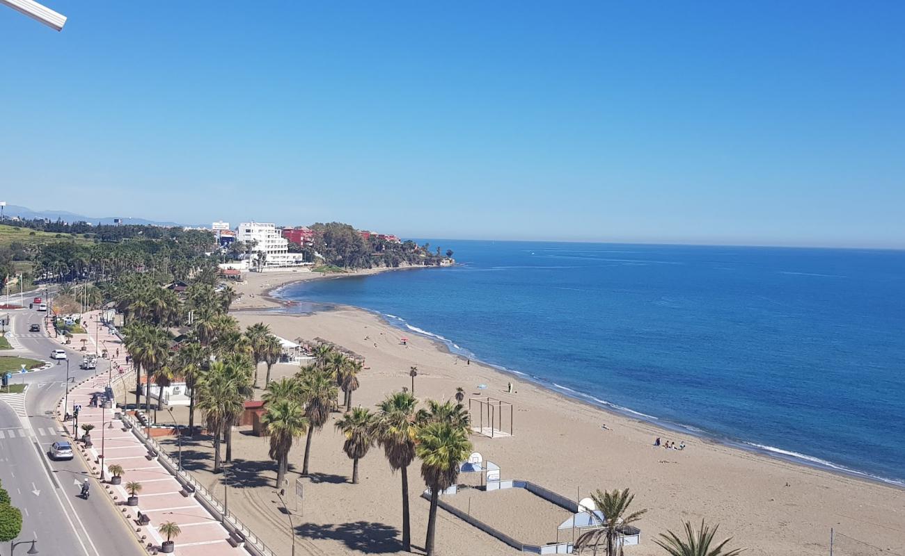 Playa de la Cala'in fotoğrafı açık bej kum yüzey ile