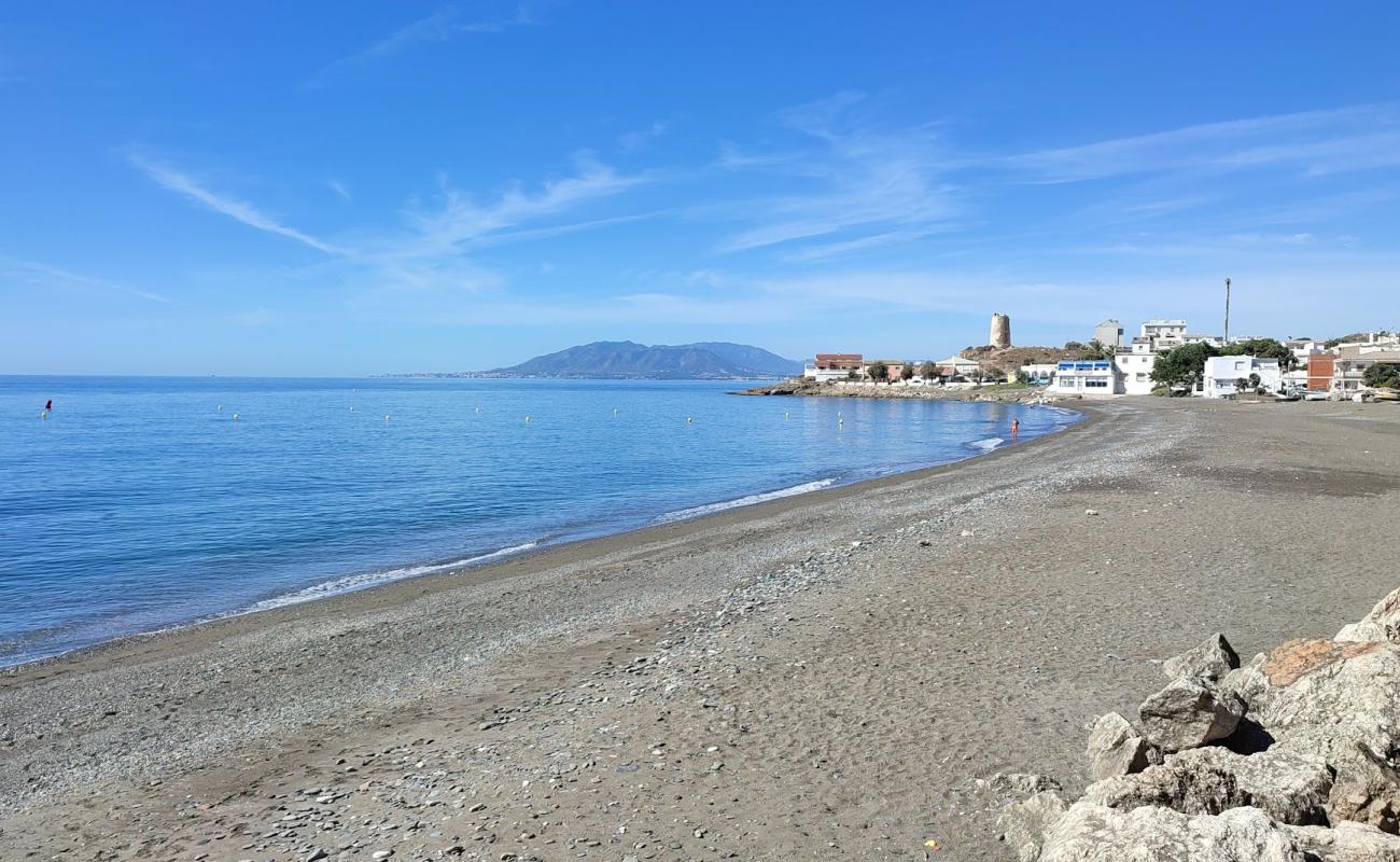 Playa de la Arana'in fotoğrafı gri kum ve çakıllar yüzey ile