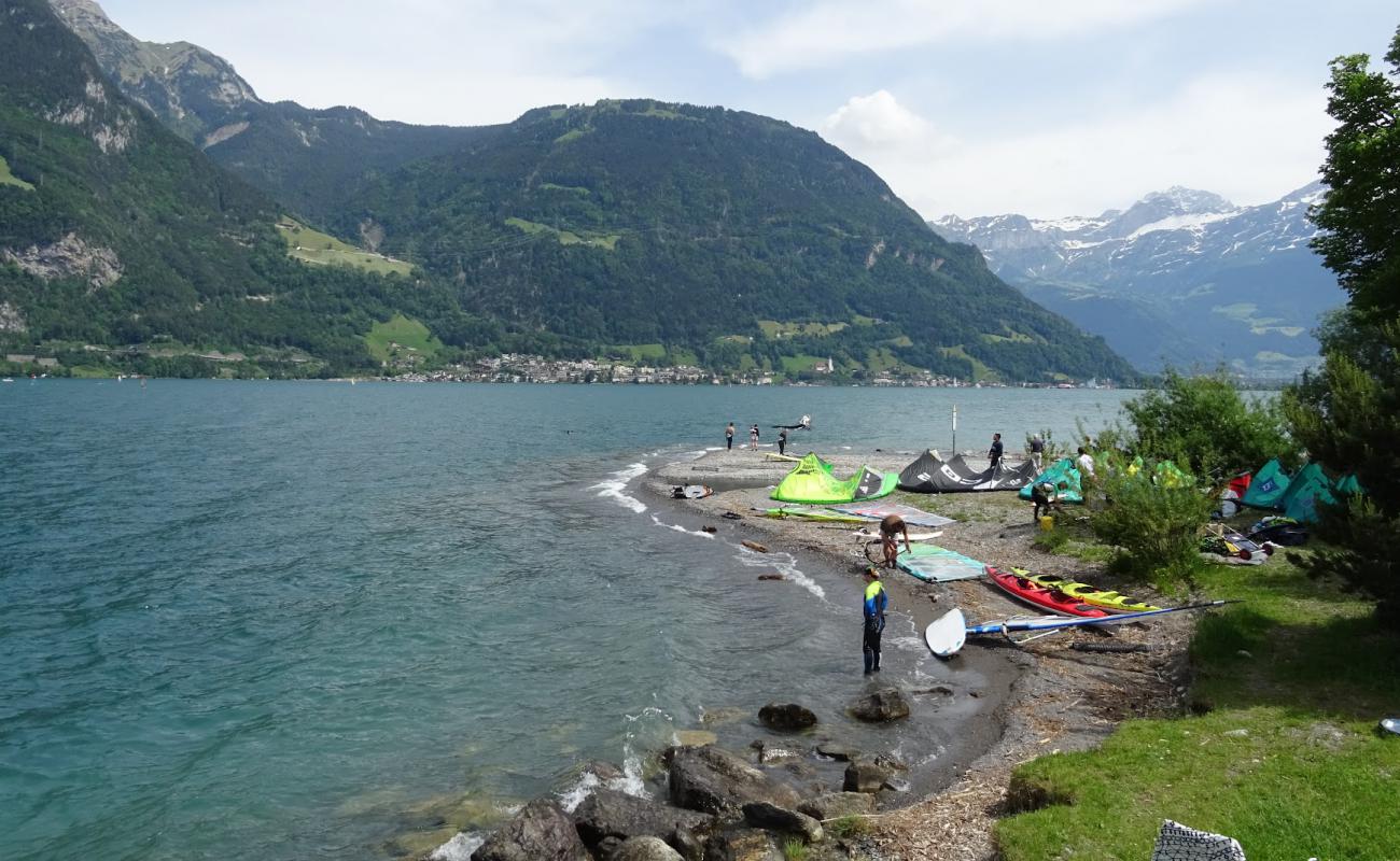 Seebad Isleten'in fotoğrafı gri çakıl taşı yüzey ile