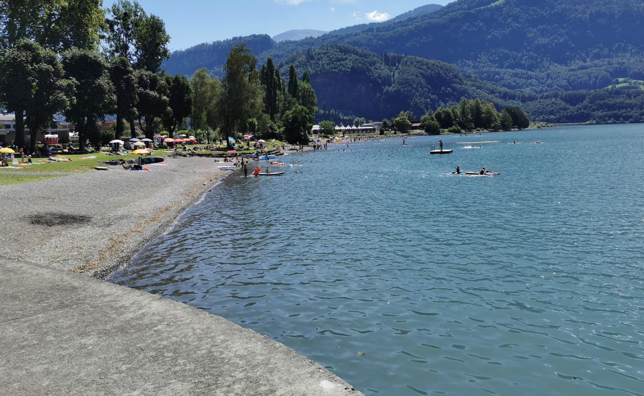 Strandbad Walenstadt'in fotoğrafı gri ince çakıl taş yüzey ile