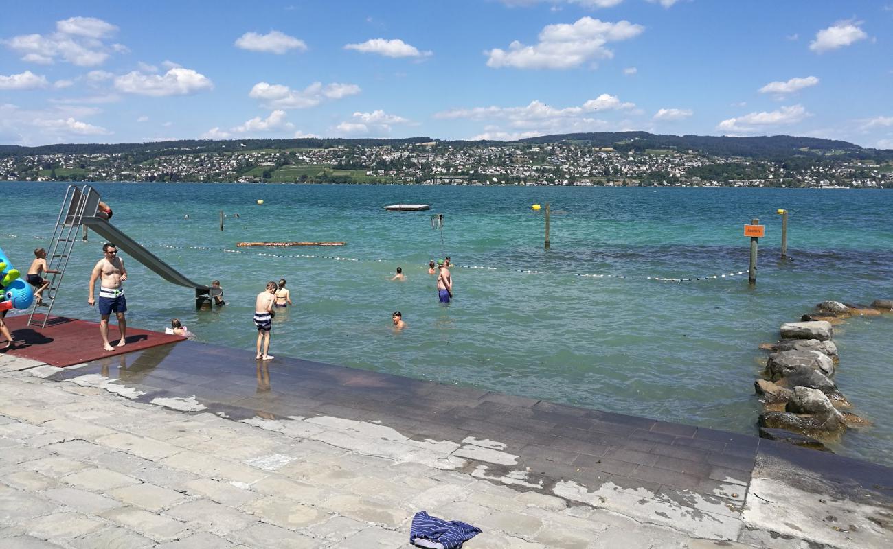 Strandbad Oberrieden'in fotoğrafı beton kaplı yüzey yüzey ile