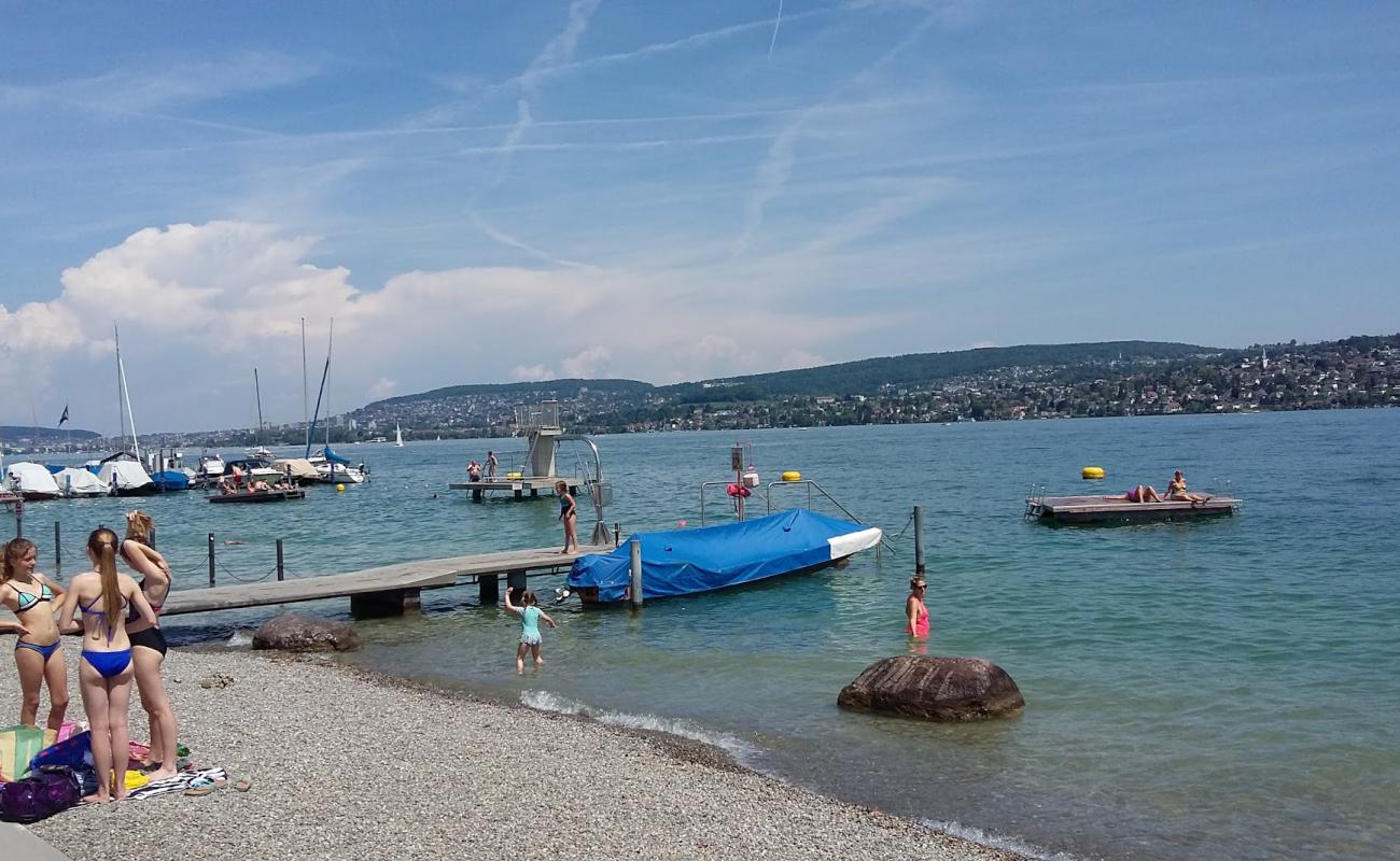 Seebad Kilchberg'in fotoğrafı çim yüzey ile
