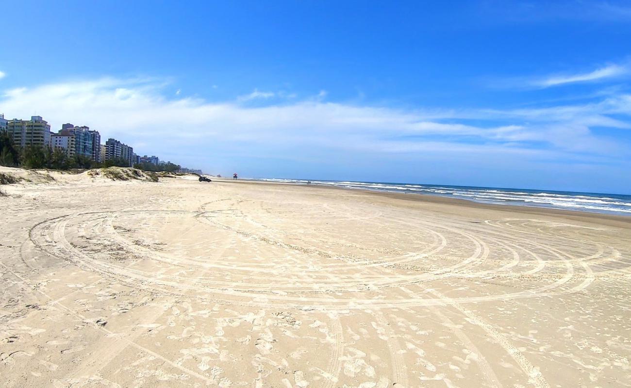 Navegantes Plajı'in fotoğrafı i̇nce bej kum yüzey ile