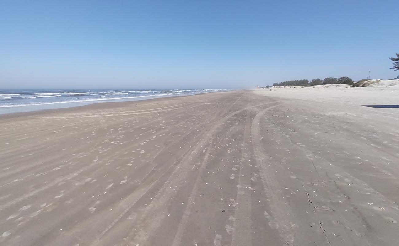 Praia Rota Plajı'in fotoğrafı i̇nce bej kum yüzey ile