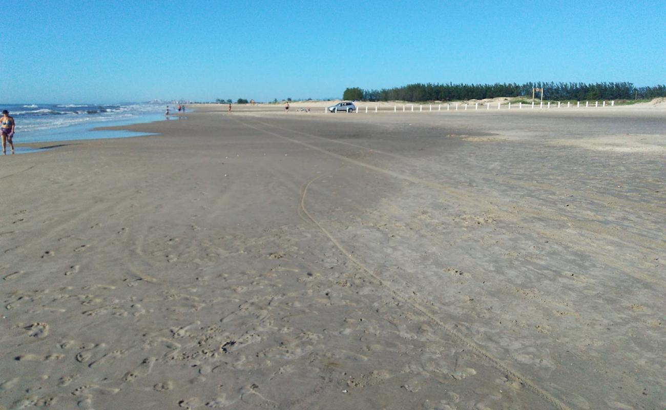 Praia de Balneário BellaTorres'in fotoğrafı i̇nce bej kum yüzey ile
