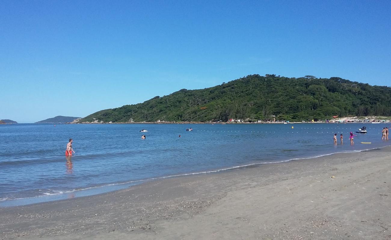 Praia do Sonho Camping'in fotoğrafı açık bej kum yüzey ile