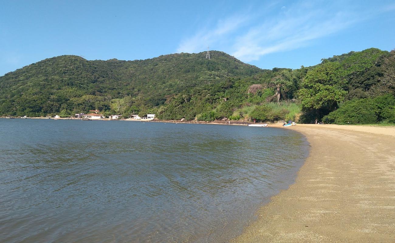 Praia De Fora Marisqueira'in fotoğrafı parlak kum yüzey ile