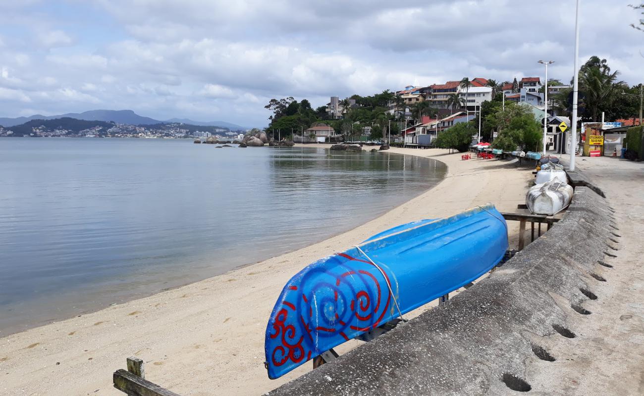 Praia das Palmeiras'in fotoğrafı açık bej kum yüzey ile