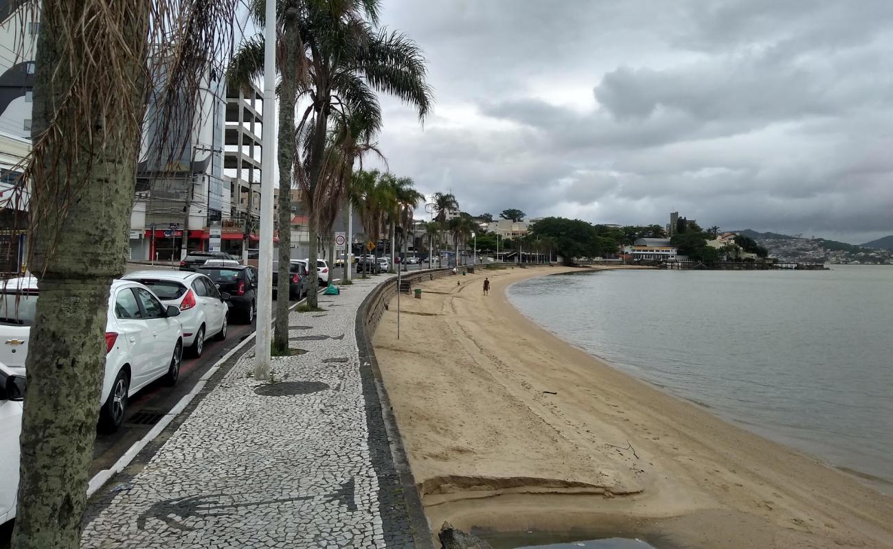 Praia do Meio'in fotoğrafı geniş bir kıyı şeridi ile birlikte