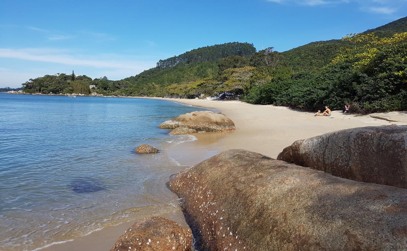 Praia de Costeira'in fotoğrafı açık bej kum yüzey ile