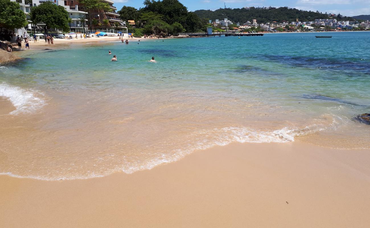 Praia de Embrulho'in fotoğrafı açık bej kum yüzey ile