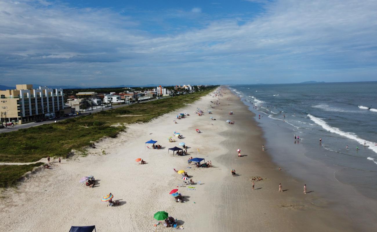 Balneario Guacyara Plajı'in fotoğrafı i̇nce bej kum yüzey ile