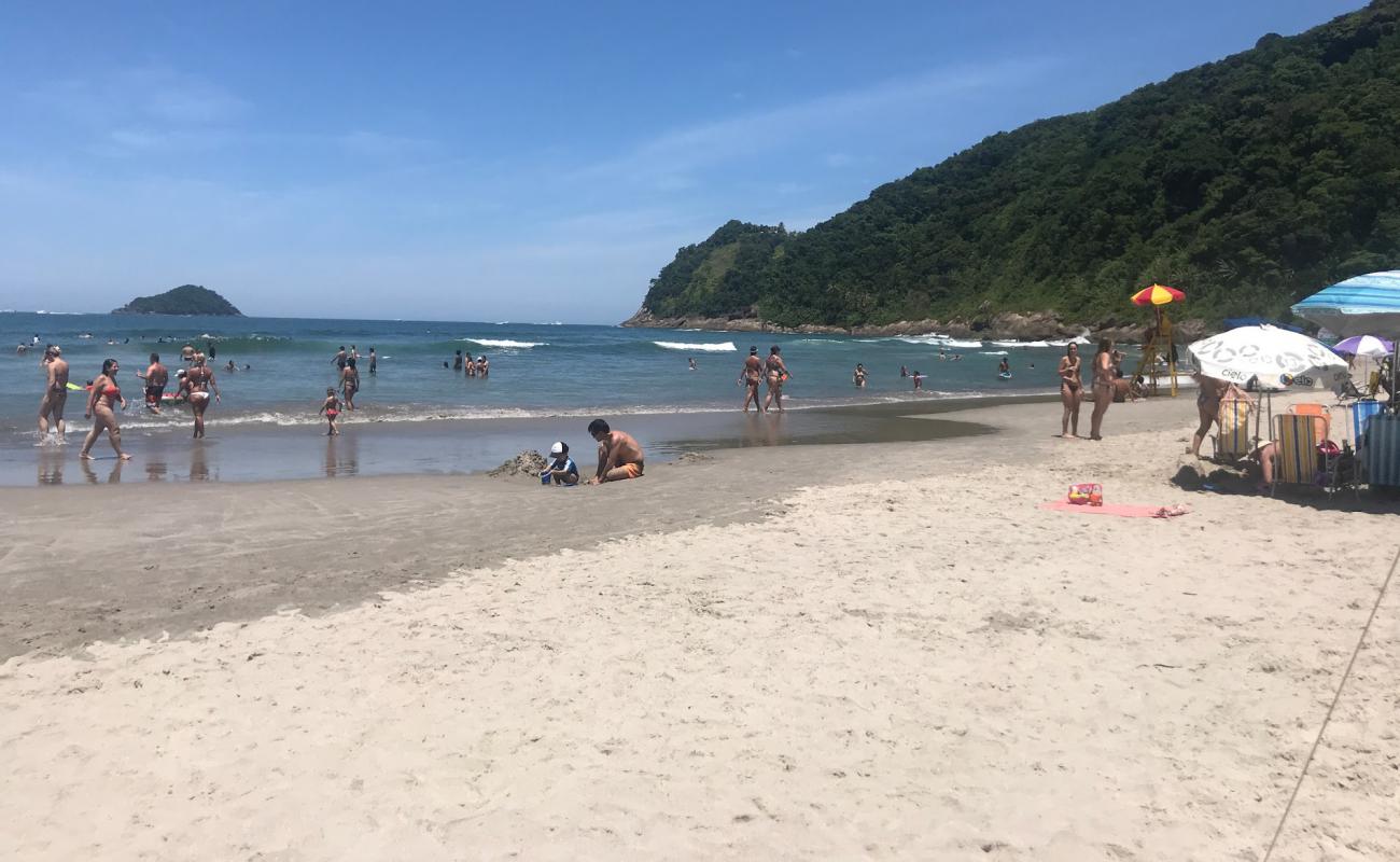 Camburi Plajı'in fotoğrafı parlak ince kum yüzey ile