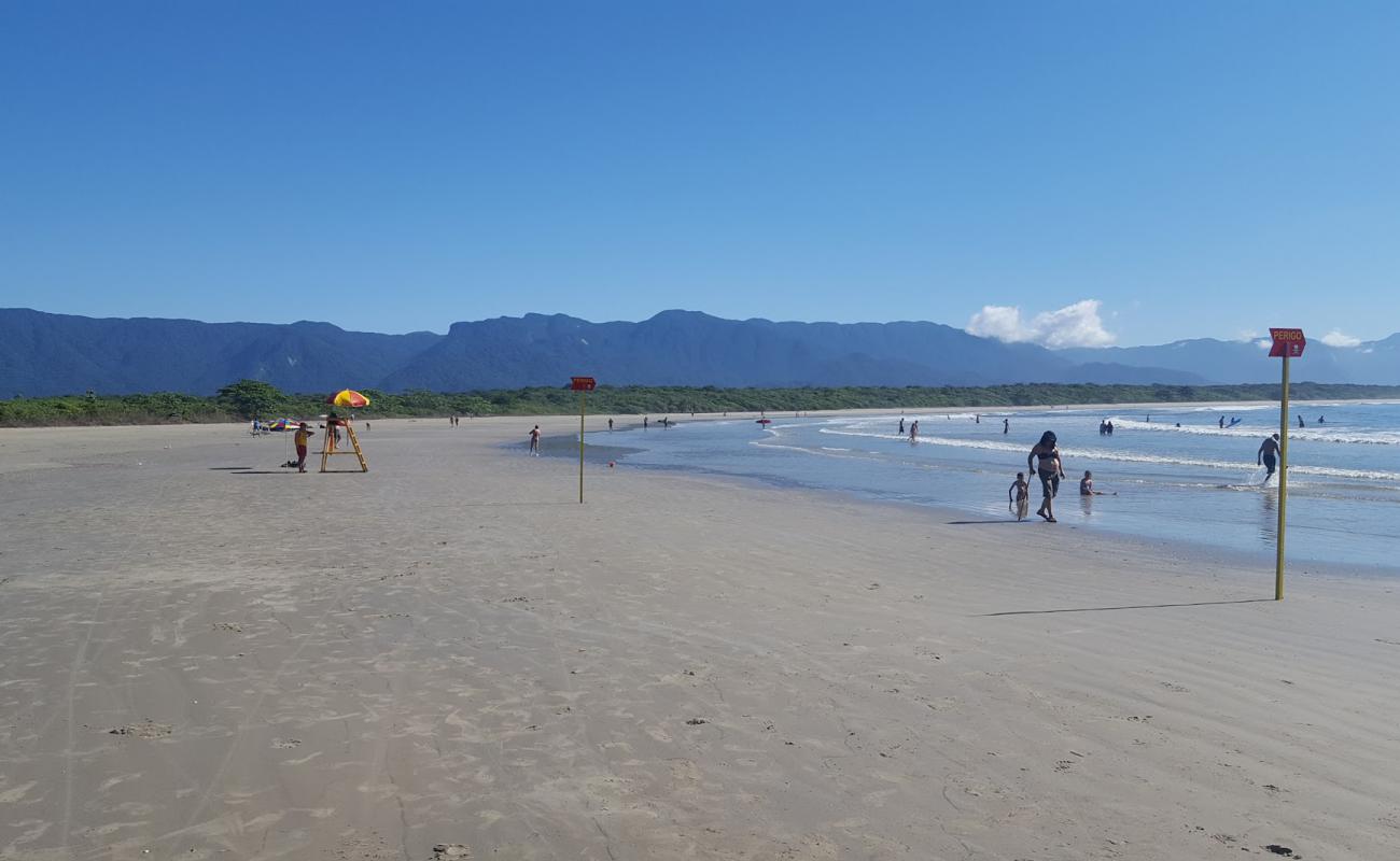 Itaguaré Plajı'in fotoğrafı i̇nce bej kum yüzey ile