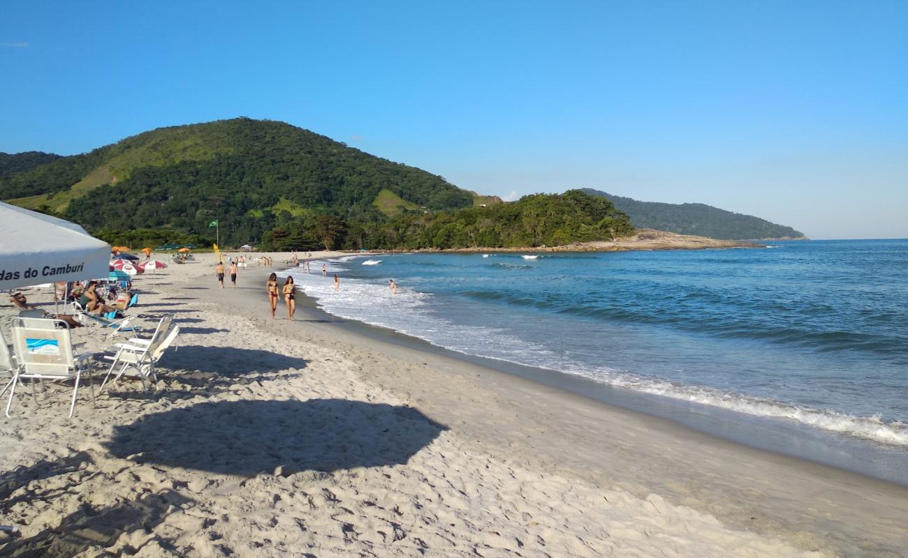 Camburi Plajı'in fotoğrafı parlak ince kum yüzey ile