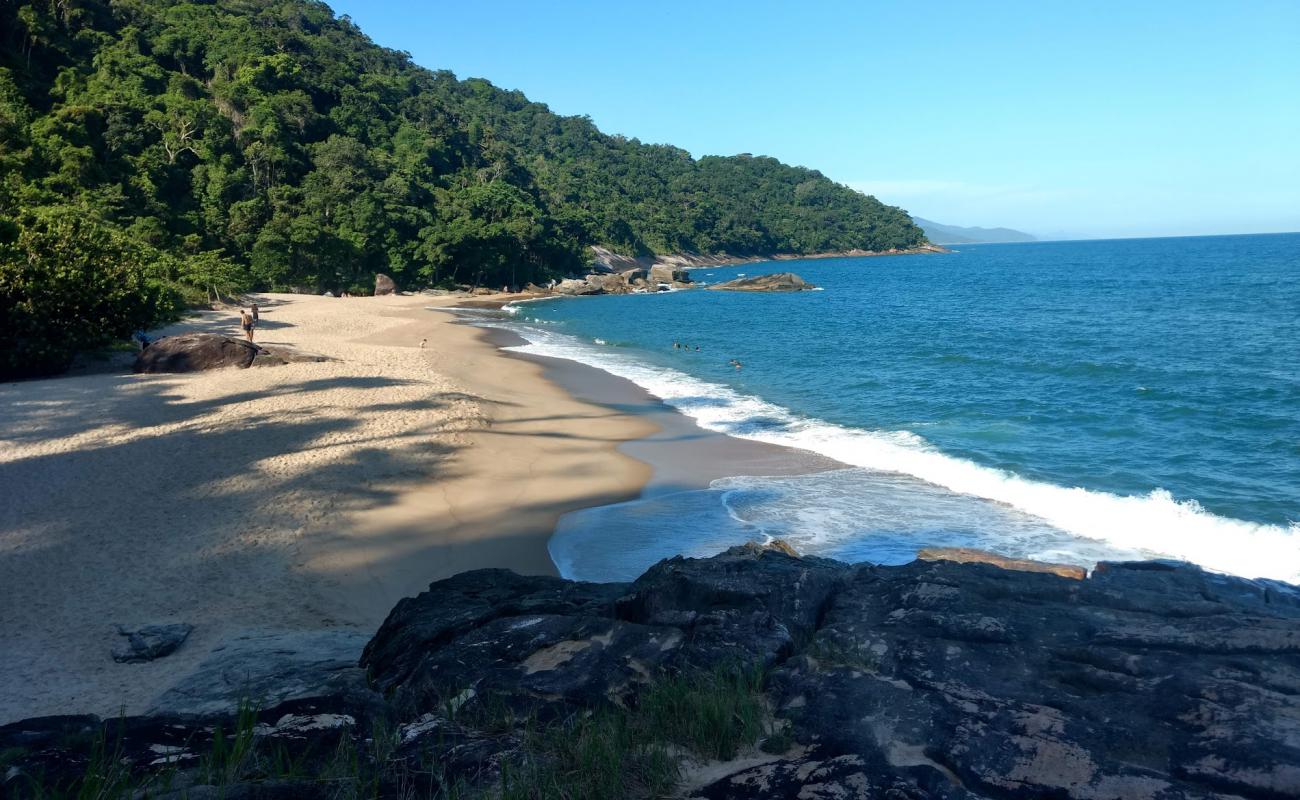 Trilha Madbeach Plajı'in fotoğrafı açık bej kum yüzey ile